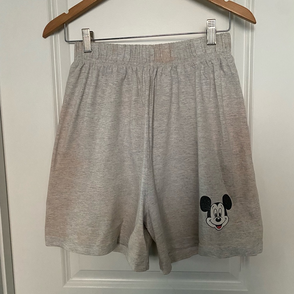 Vintage “The Disney Store” Shorts - Size L